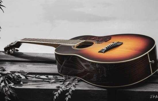 Conviértete en el maestro de la guitarra con estas aplicaciones
