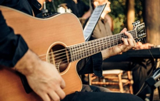 Domina la Guitarra con apps: Guía para Principiantes